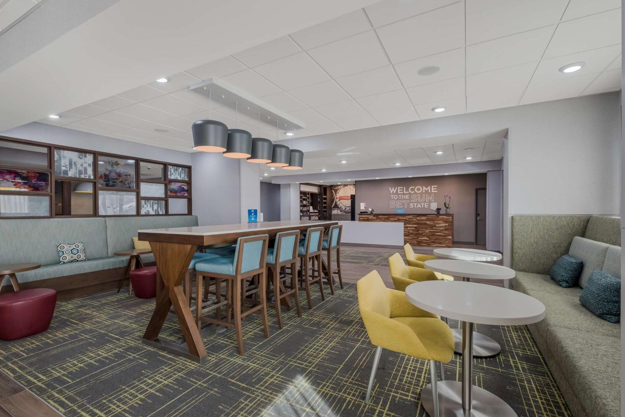 Hampton Inn By Hilton Вильямс Экстерьер фото